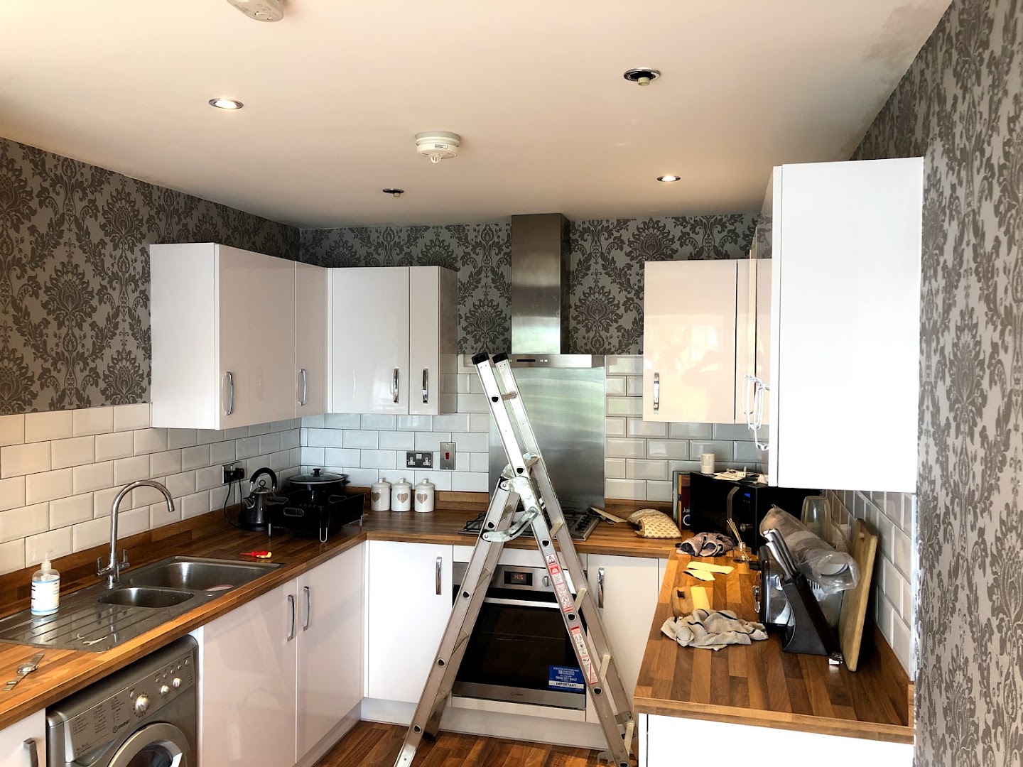 C an J Handyman / Decorating Services — Photos 14